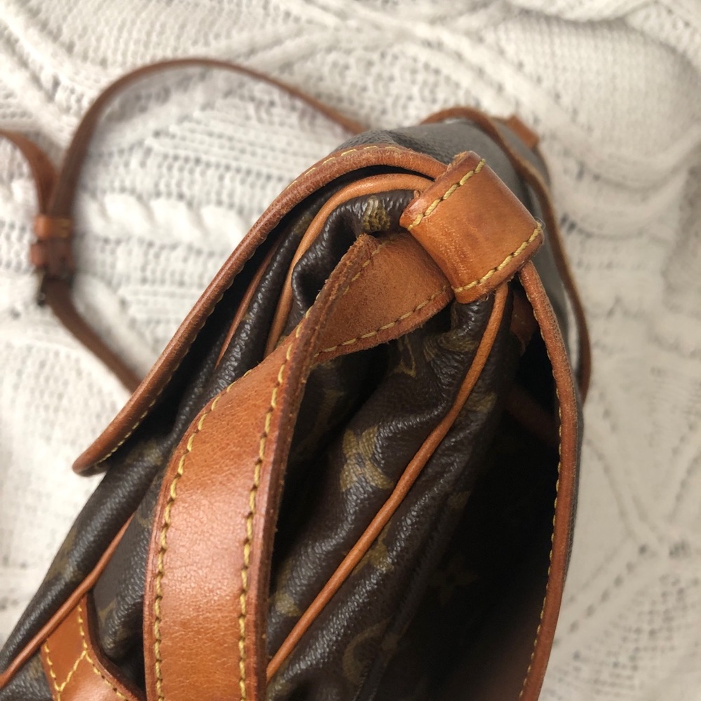 🎁 🎄🎄💯LOUIS VUITTON SAUMUR MM🎄🎄 🎁 - Picture 13 of 13